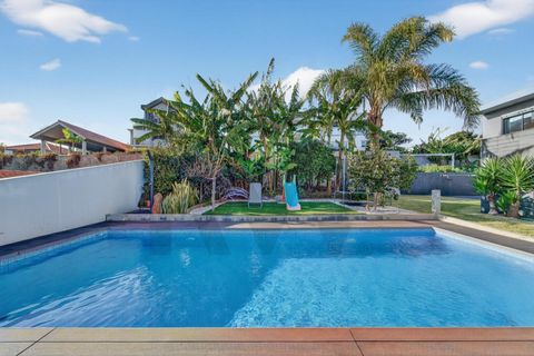 Byhus i Funchal, Madeira, Funchal - € 1.100.000 | Ref: KWPT-026793 - foto 1