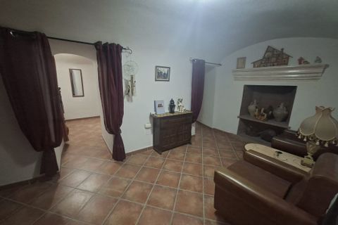 Cave house i Caniles, Granada, Caniles - € 159.000 | Ref: IZ-601-G - foto 4