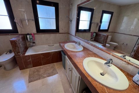 Lejlighed i Estepona, Malaga, Estepona - € 790.000 | Ref: S24160 - foto 10