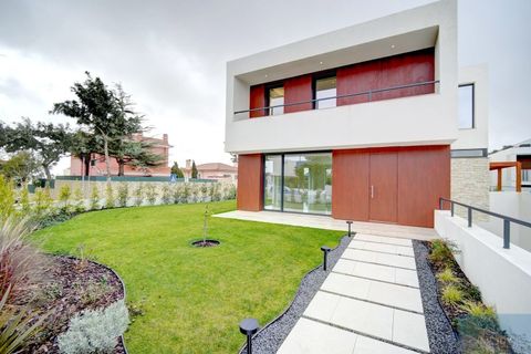 Villa i Sintra, Lisbon, Sintra - € 1.100.000 | Ref: MORTM014 - foto 3