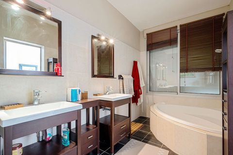 Villa i Rognes, Bouches-du-Rhone, Rognes - € 1.180.000 | Ref: HH-16065279 - foto 10