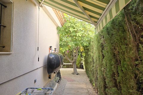 Villa i Playa Flamenca, Alicante, Playa Flamenca - € 570.000 | Ref: 27-42-239-11-590/73898 - foto 32
