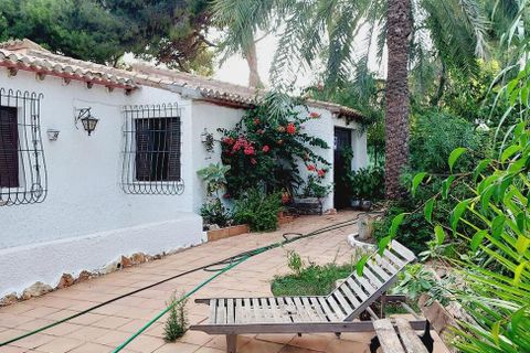 Villa i Punta Prima, Alicante, Punta Prima - € 560.000 | Ref: 27-37-0-11-872/73980 - foto 3