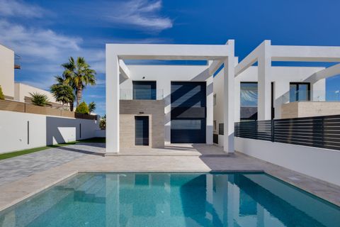 Villa a Torrevieja, Alicante, Torrevieja - € 750.000 | Ref: NBCB-66065 - foto 3