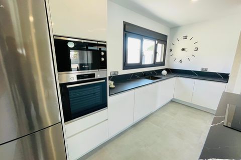 Villa i Torrevieja, Alicante, Torrevieja - € 1.200.000 | Ref: NBCB-91898 - foto 20