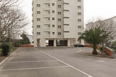 Lejlighed i Oeiras, Lisbon, Oeiras - € 710.000 | Ref: C0184-01248 - foto 46