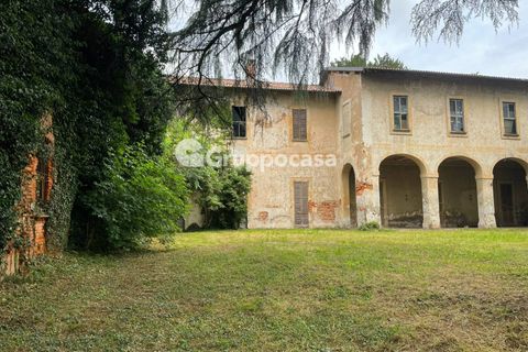 Villa a Mesero, Milan, Mesero - € 470.000 | Ref: Villa storica di prestigio via Roma Mesero - foto 2