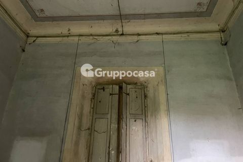 Villa a Mesero, Milan, Mesero - € 470.000 | Ref: Villa storica di prestigio via Roma Mesero - foto 32