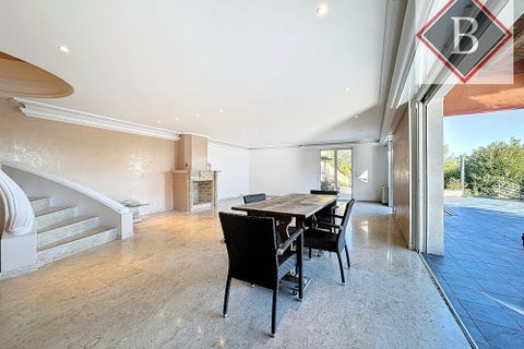 Villa i Cagnes-sur-Mer, Alpes-Maritimes, Cagnes-sur-Mer - € 1.350.000 | Ref: VM1965-BOURGEOISIMMO06 - foto 8