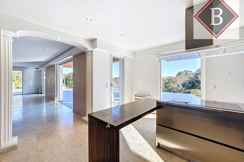 Villa i Cagnes-sur-Mer, Alpes-Maritimes, Cagnes-sur-Mer - € 1.350.000 | Ref: VM1965-BOURGEOISIMMO06 - foto 9