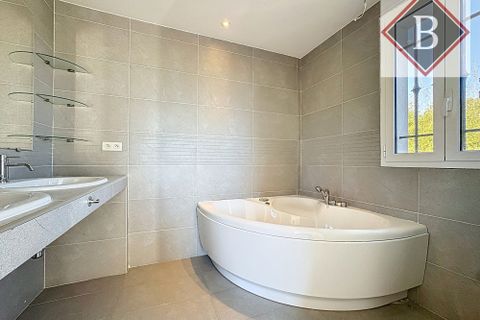 Villa i Cagnes-sur-Mer, Alpes-Maritimes, Cagnes-sur-Mer - € 1.350.000 | Ref: VM1965-BOURGEOISIMMO06 - foto 14