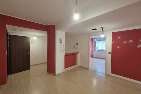 Erhvervsejendom i Palermo, Palermo, Palermo - € 145.000 | Ref: Via Briuccia Ufficio - foto 15
