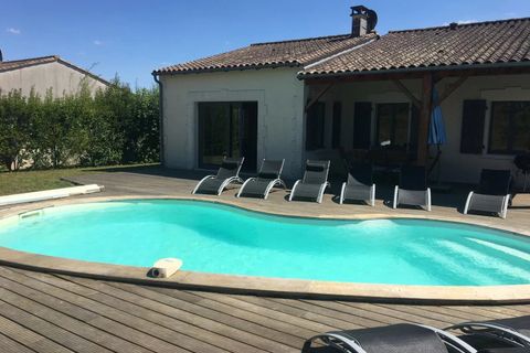 Villa i Chalais, Charente, Chalais - € 278.200 | Ref: BVI81829 - foto 1