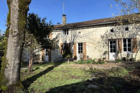 Villa a Yviers, Charente, Yviers - € 189.000 | Ref: BVI84013 - foto 14