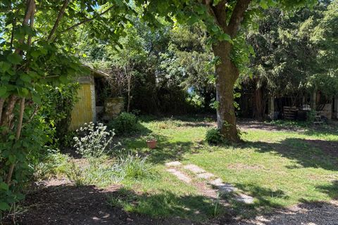 Villa a Yviers, Charente, Yviers - € 189.000 | Ref: BVI84013 - foto 2