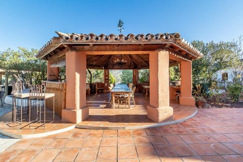 Villa i Alcaudete, Jaen, Alcaudete - € 950 000 | Ref: GR3979/8251 - foto 15