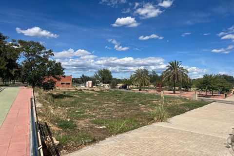 Grond in Cheste, Valencia, Cheste - € 140.000 | Ref: IE-0011 - foto 1