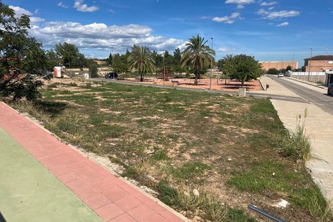 Grond in Cheste, Valencia, Cheste - € 140.000 | Ref: IE-0011 - foto 2