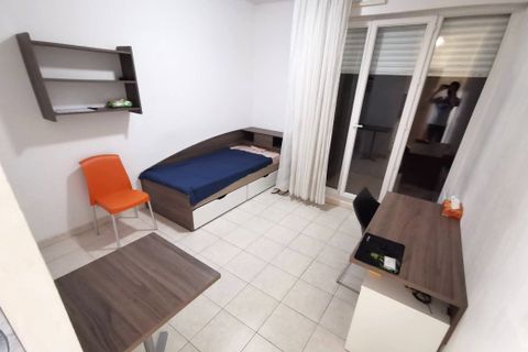 Erhvervsejendom i Biot, Alpes-Maritimes, Biot - € 70.000 | Ref: 688BB67EF6FE4CE8 - foto 2