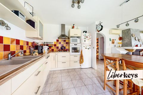 Villa a Roquebrune-sur-Argens, Var, Roquebrune-sur-Argens - € 528.000 | Ref: DOM27084 - foto 3