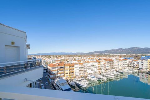 Leilighet i Empuriabrava, Gerona, Empuriabrava - € 460 000 | Ref: 111858 - foto 8
