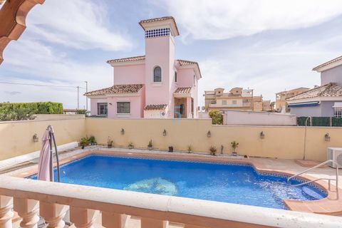 Villa in Algorfa, Alicante, Algorfa - € 349.995 | Ref: P8658 - foto 36