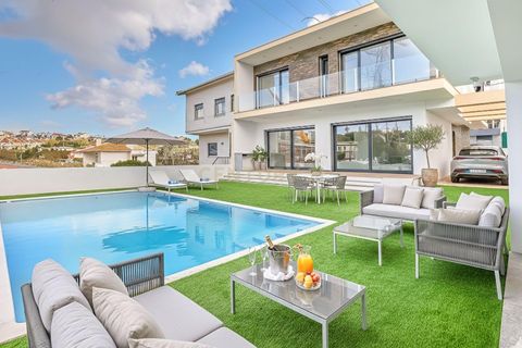 Villa i Odivelas, Lisbon, Odivelas - € 975.000 | Ref: C0409-01934 - foto 1