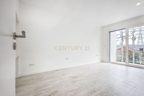 Villa i Odivelas, Lisbon, Odivelas - € 975.000 | Ref: C0409-01934 - foto 30