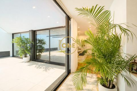 Byhus i Ponta Delgada, Sao Miguel, Ponta Delgada - € 1.300.000 | Ref: ONE401811-47 - foto 9