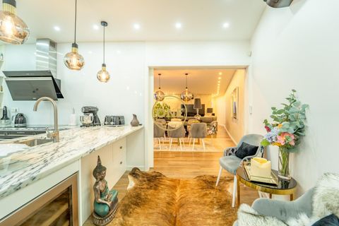 Byhus i Ponta Delgada, Sao Miguel, Ponta Delgada - € 1.300.000 | Ref: ONE401811-47 - foto 14