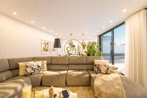 Byhus i Ponta Delgada, Sao Miguel, Ponta Delgada - € 1.300.000 | Ref: ONE401811-47 - foto 15
