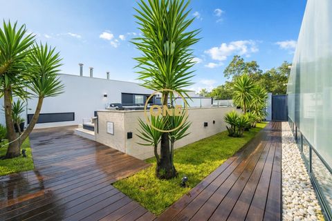 Byhus i Ponta Delgada, Sao Miguel, Ponta Delgada - € 1.300.000 | Ref: ONE401811-47 - foto 24
