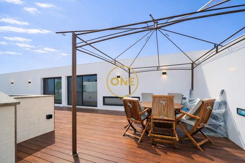 Byhus i Ponta Delgada, Sao Miguel, Ponta Delgada - € 1.300.000 | Ref: ONE401811-47 - foto 31