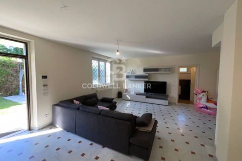 Villa i Pietrasanta, Lucca, Pietrasanta - € 1.050.000 | Ref: CBI129-1788-130306 - foto 12