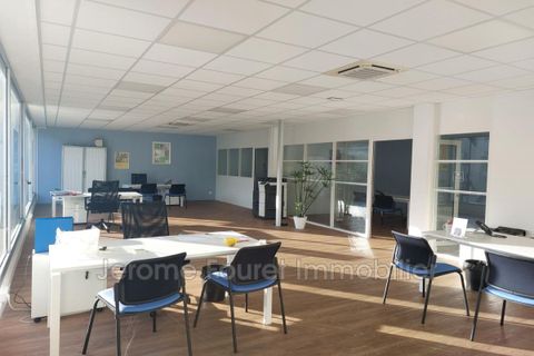 L'establiment comercial a Egletons, Correze, Egletons - € 15.480/mes | Ref: 913P7L-tw - foto 2