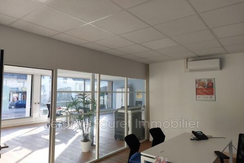L'establiment comercial a Egletons, Correze, Egletons - € 15.480/mes | Ref: 913P7L-tw - foto 6