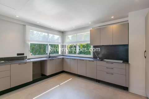 Villa i Antibes, Alpes-Maritimes, Antibes - € 3.990.000 | Ref: 86718073 - foto 6