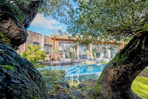 Villa in Mérignac, Gironde, Mérignac - € 1.695.000 | Ref: M3138 - foto 22