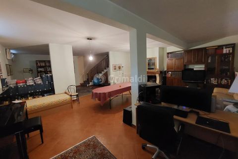 Villa a Anzio, Rome, Anzio - € 1.200/mes | Ref: SV157 - foto 31