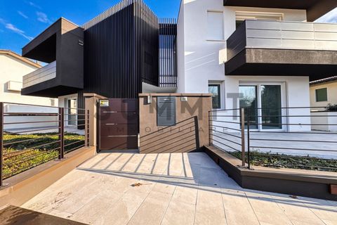 Villa i Schio, Vicenza, Schio - € 450.000 | Ref: DS4270 - foto 6