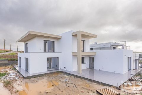 Rækkehus i Torres Vedras, Lisbon, Torres Vedras - € 645.000 | Ref: 155485 - foto 1