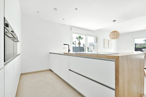 Вилла в Los Montesinos, Alicante, Los Montesinos - € 475 000 | Ссылка: 529 - photo 16