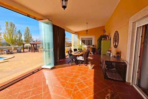 Villa i Sax, Alicante, Sax - € 399.995 | Ref: 2633 - foto 17
