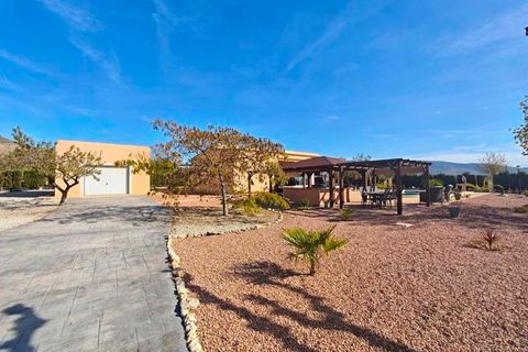 Villa i Sax, Alicante, Sax - € 399.995 | Ref: 2633 - foto 26