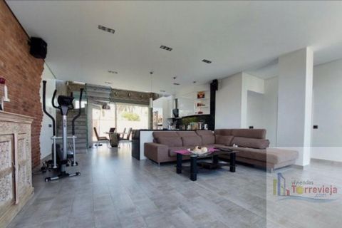 Villa i Torrevieja, Alicante, Torrevieja - € 709.000 | Ref: 701-VTOR1 - foto 19