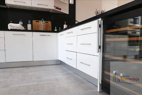Villa i Torrevieja, Alicante, Torrevieja - € 709.000 | Ref: 701-VTOR1 - foto 21