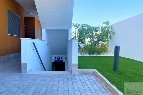 Bungalow i Orihuela Costa, Alicante, Orihuela Costa - € 279.900 | Ref: 907-LHR50 - foto 2