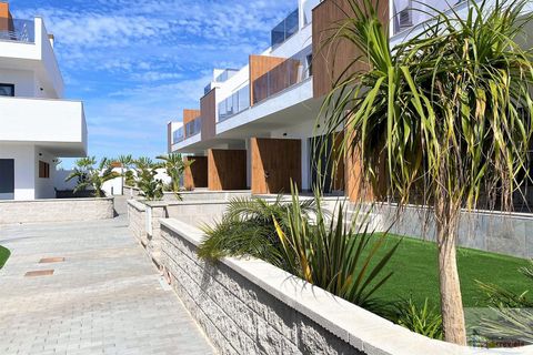 Bungalow i Orihuela Costa, Alicante, Orihuela Costa - € 279.900 | Ref: 907-LHR50 - foto 13