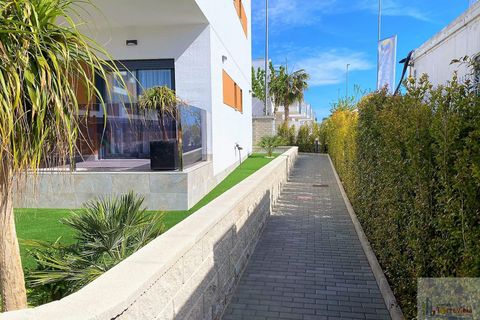 Bungalow i Orihuela Costa, Alicante, Orihuela Costa - € 279.900 | Ref: 907-LHR50 - foto 22