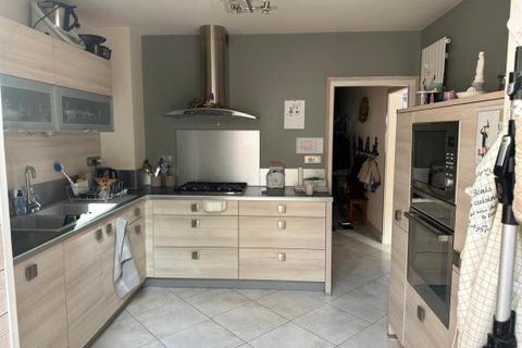 Byhus i Le Mans, Sarthe, Le Mans - € 299.000 | Ref: 198339 - foto 2